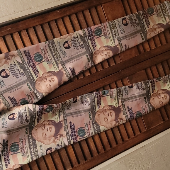 Marilyn Monroe pants - Picture 6 of 6